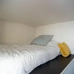 Sublime loft avec verrières sur le Canal St Martin