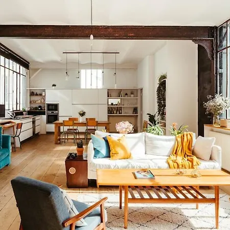 Sublime Loft Avec Verrières Sur Le Canal St Martin